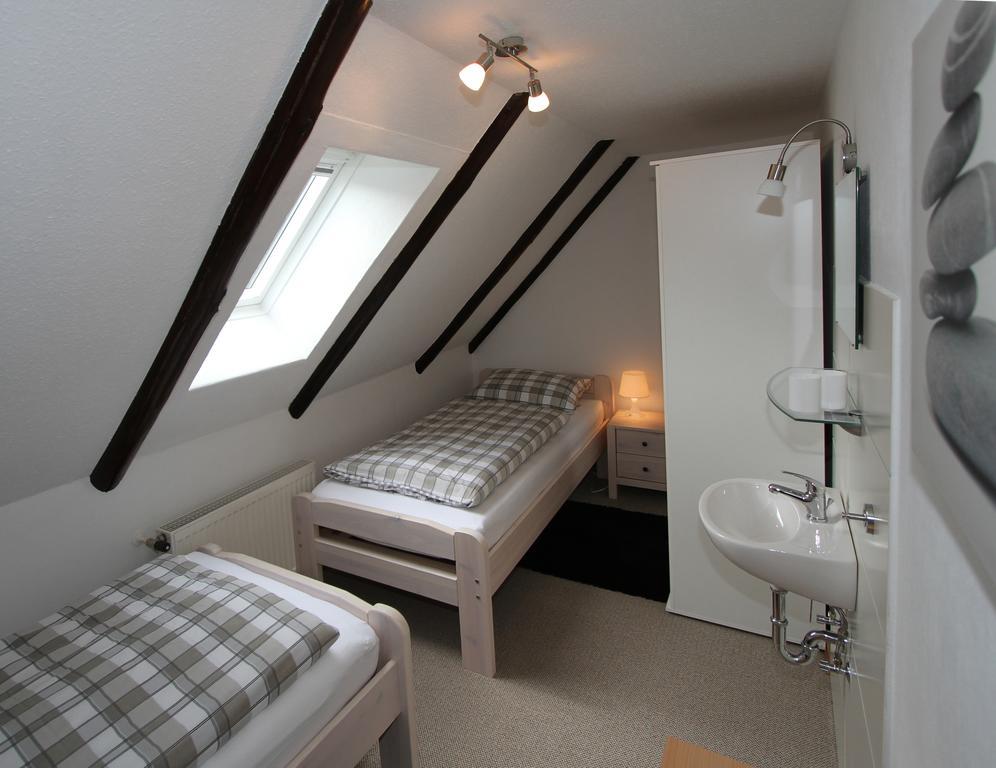 Ferienwohnung Kraehling Schmallenberg Pokoj fotografie